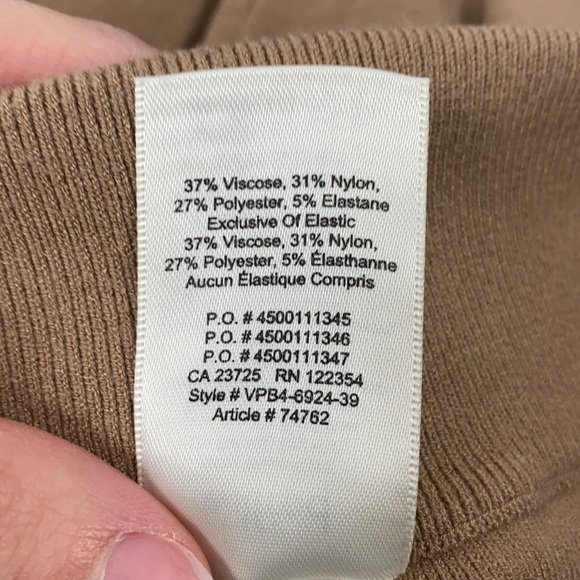 Aritzia Wilfred Mackenzie Knit Bike Shorts Small 7” - Picture 6 of 6